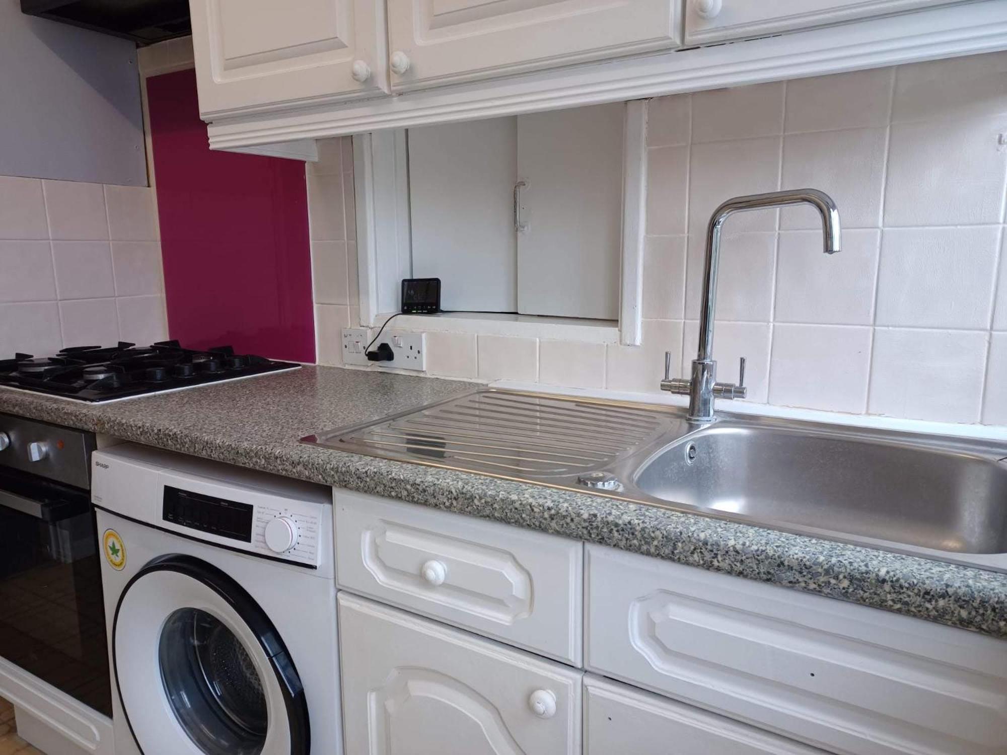 Poynters House - Huku Kwetu Luton & Dunstable - Spacious 2 Bedroom House Exterior foto