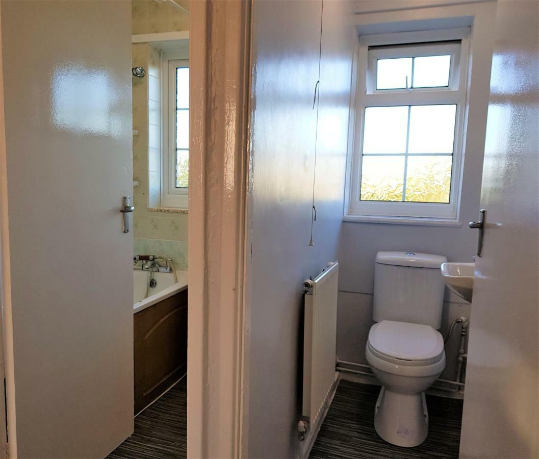 Poynters House - Huku Kwetu Luton & Dunstable - Spacious 2 Bedroom House Exterior foto